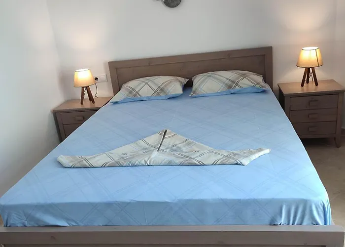 Anatoli Serifos Town