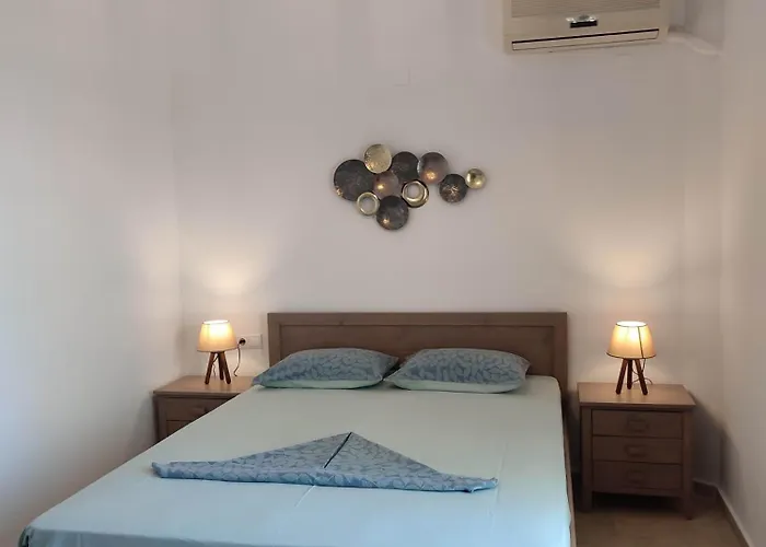 Anatoli * Serifos Town